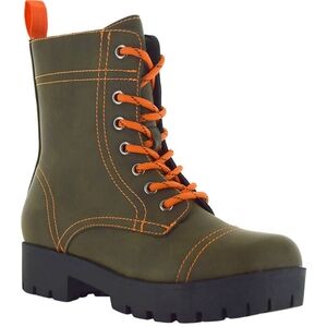 Simply 😍 Adorable NWOT Women's Combat Boots By Seven7